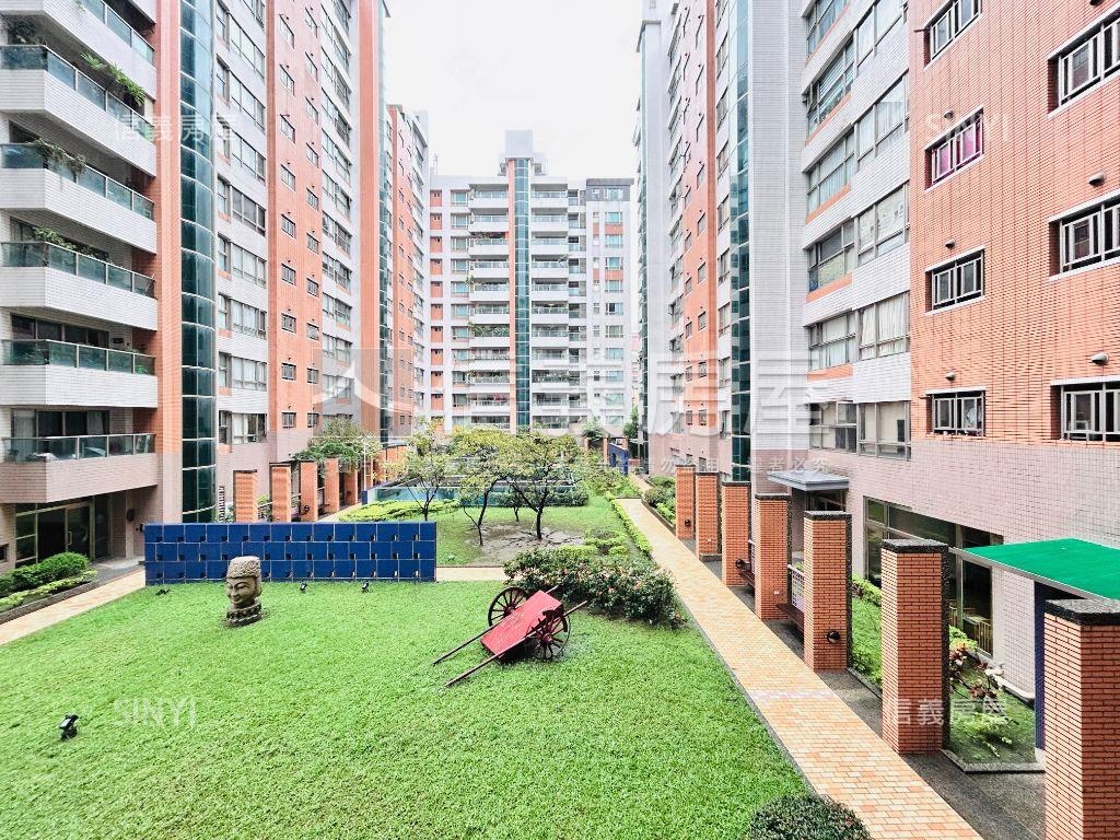 風車的故鄉四房車位房屋室內格局與周邊環境