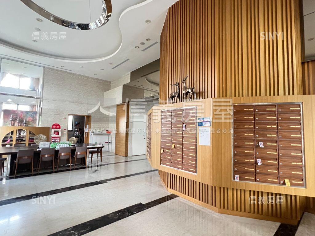 挑【高第】兩房平面車位房屋室內格局與周邊環境