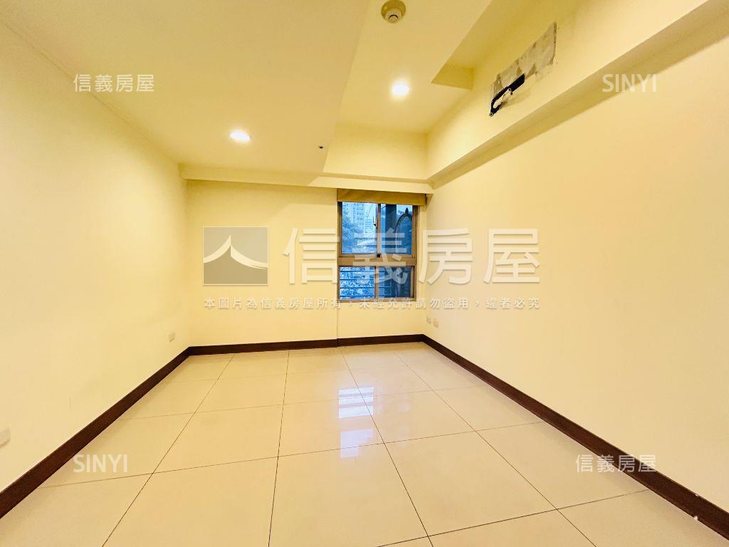 財政局標售—梵帝崗４７房屋室內格局與周邊環境