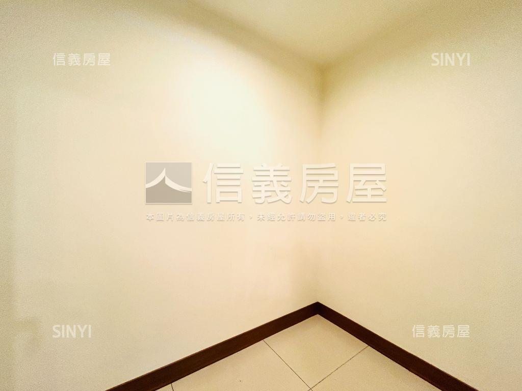 財政局標售—梵帝崗４７房屋室內格局與周邊環境