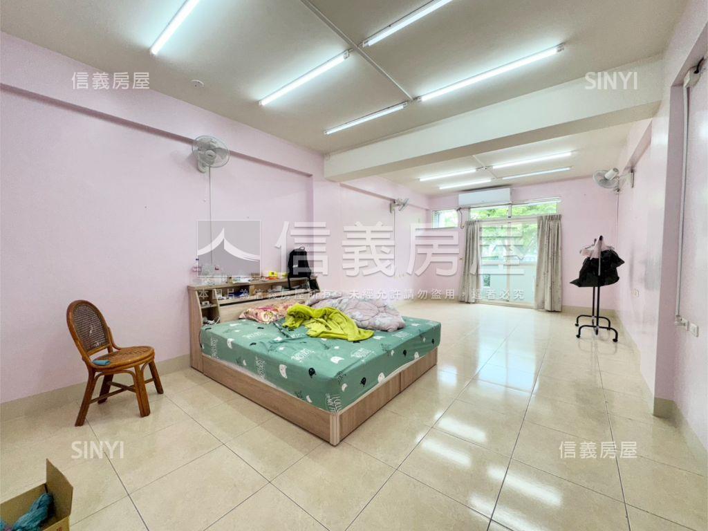 立新國中對面震後店墅房屋室內格局與周邊環境