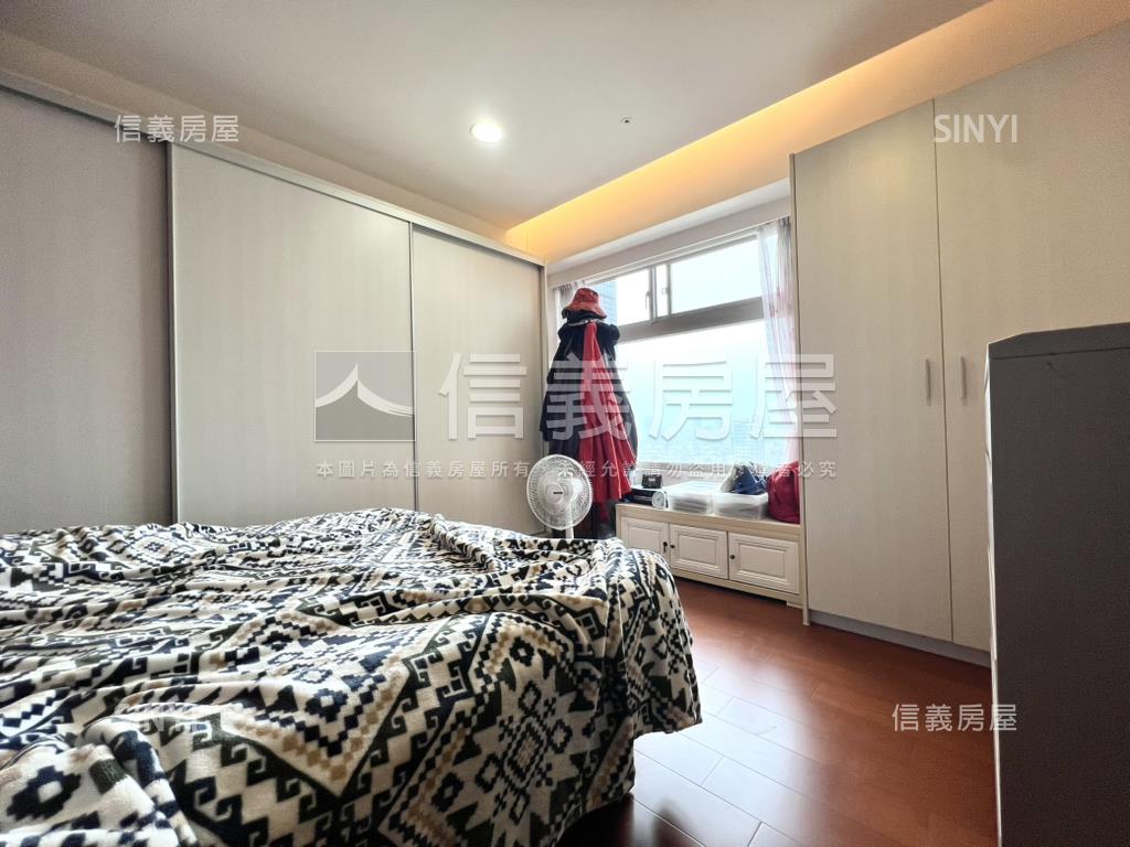 捷運水悅景觀２房車位房屋室內格局與周邊環境