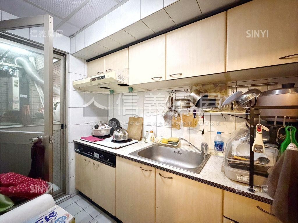 永安捷運邊間大兩房房屋室內格局與周邊環境