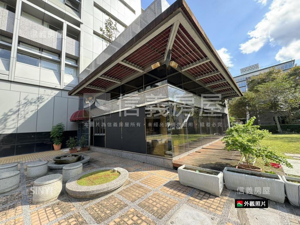 約克國際邊間店面房屋室內格局與周邊環境