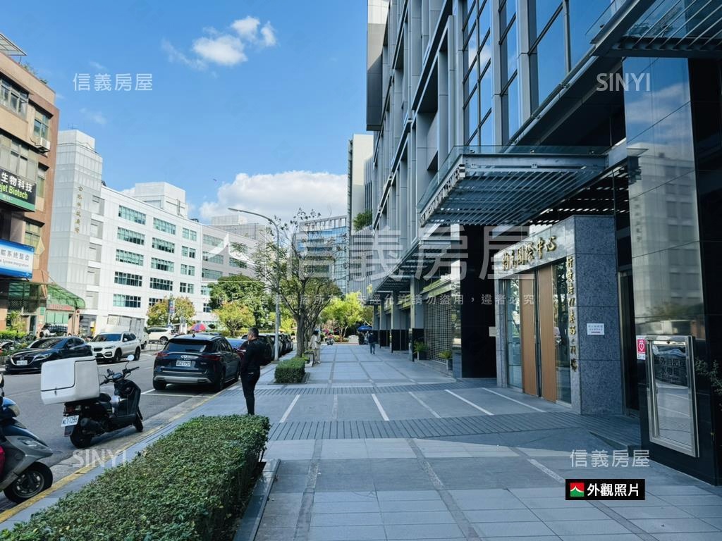 約克國際邊間店面房屋室內格局與周邊環境