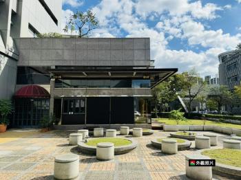 約克國際邊間店面