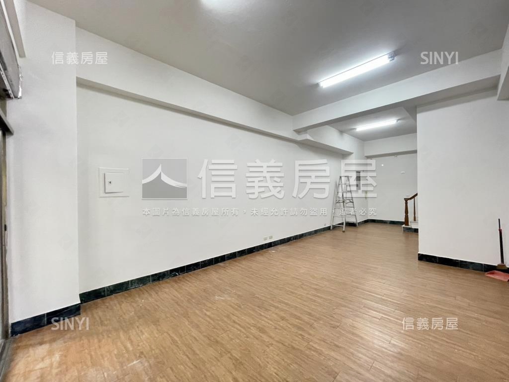 崇信街店面三房平車房屋室內格局與周邊環境