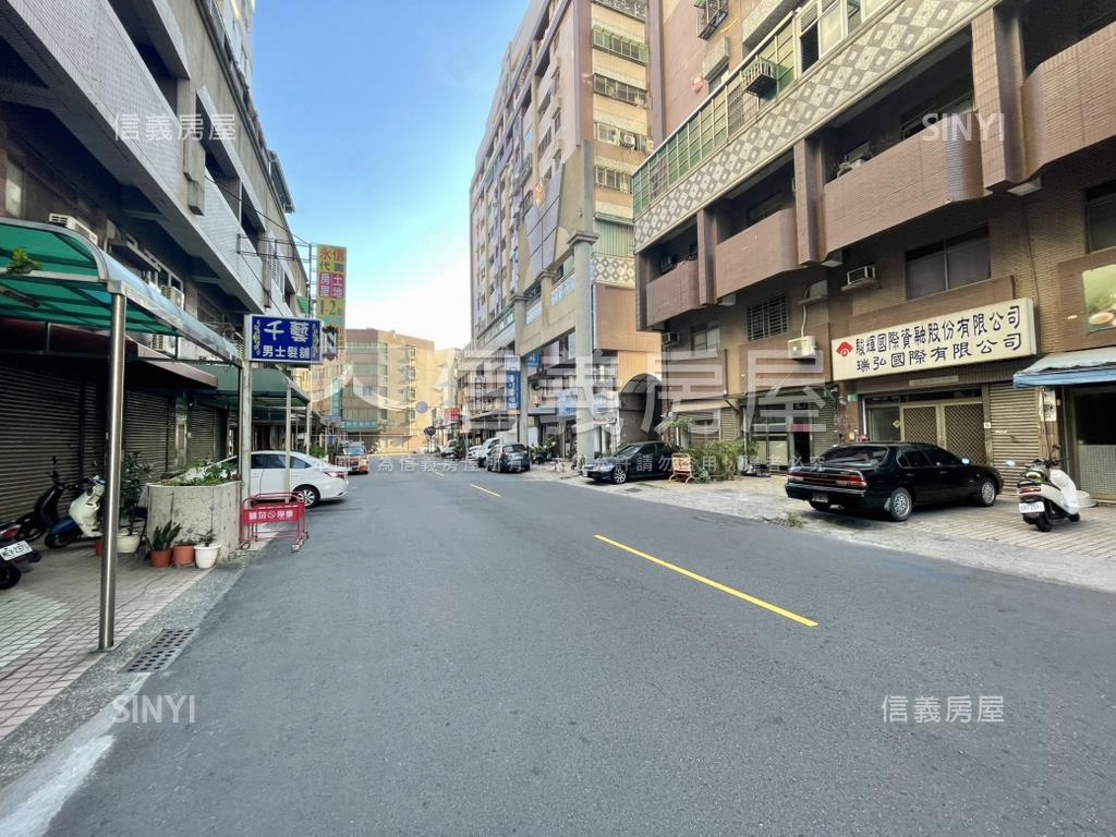 崇信街店面三房平車房屋室內格局與周邊環境