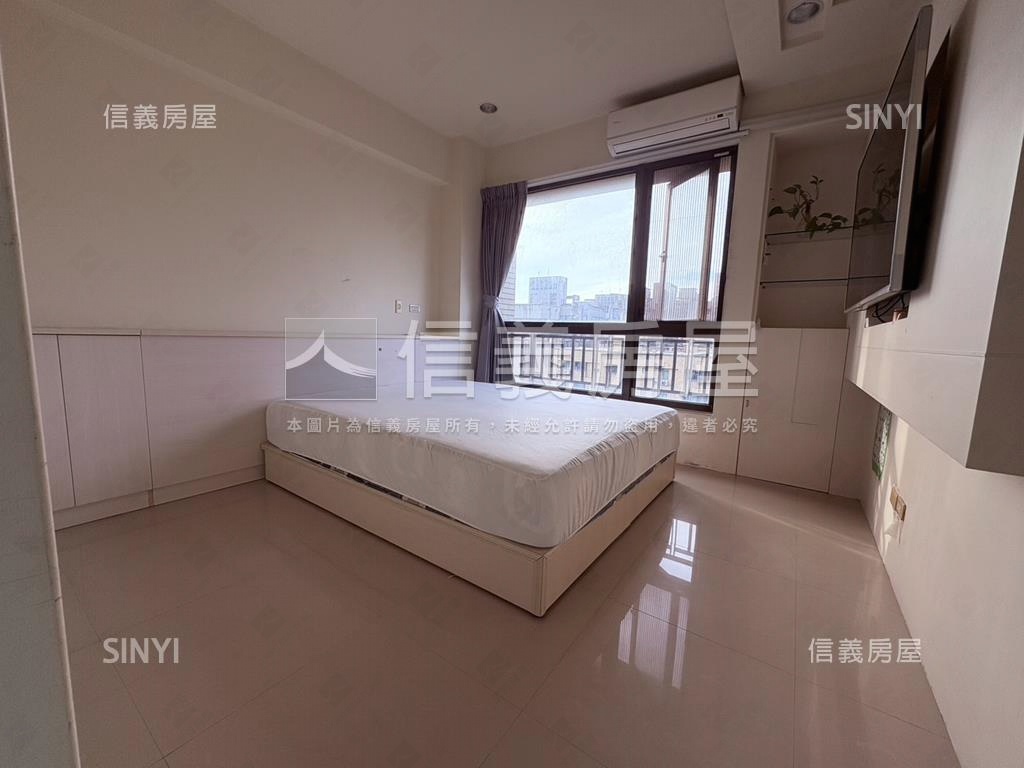 鴻觀十力公園坡平大車位房屋室內格局與周邊環境