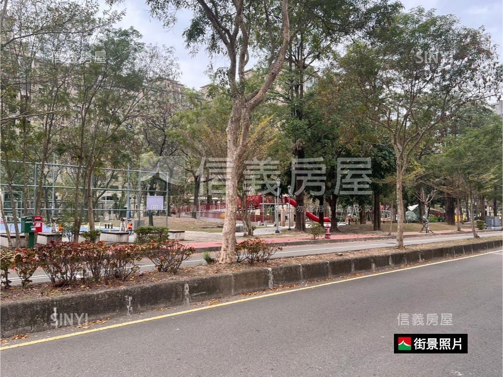 鴻觀十力公園坡平大車位房屋室內格局與周邊環境