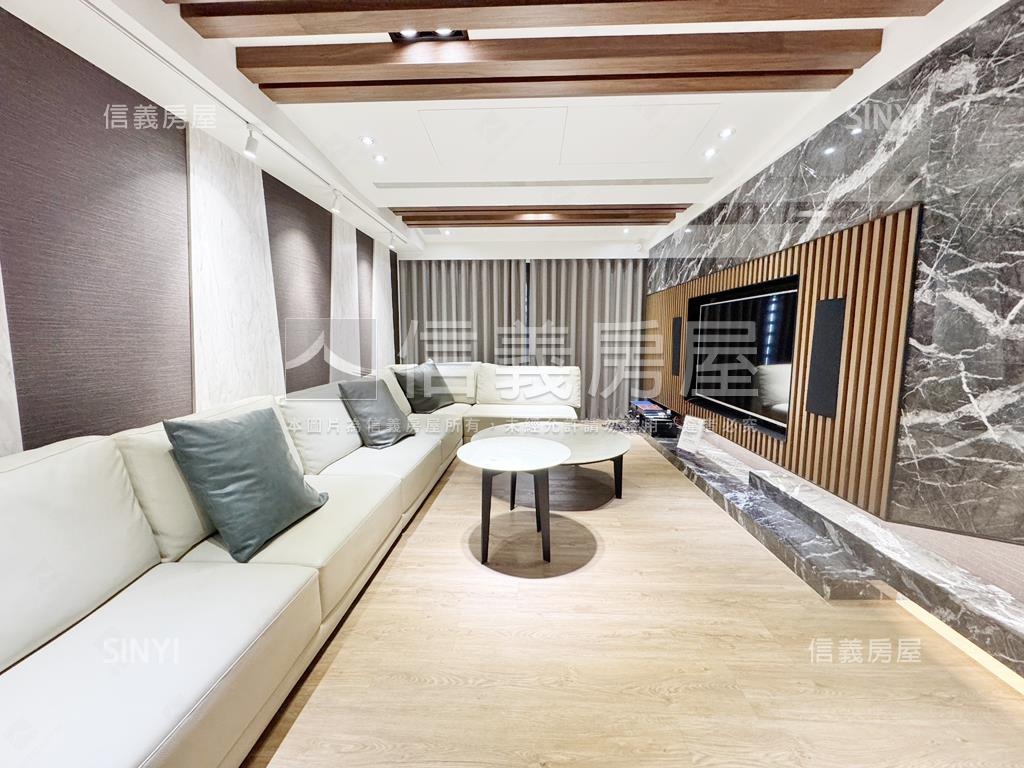 鼎山輕軌高樓美兩房車位房屋室內格局與周邊環境