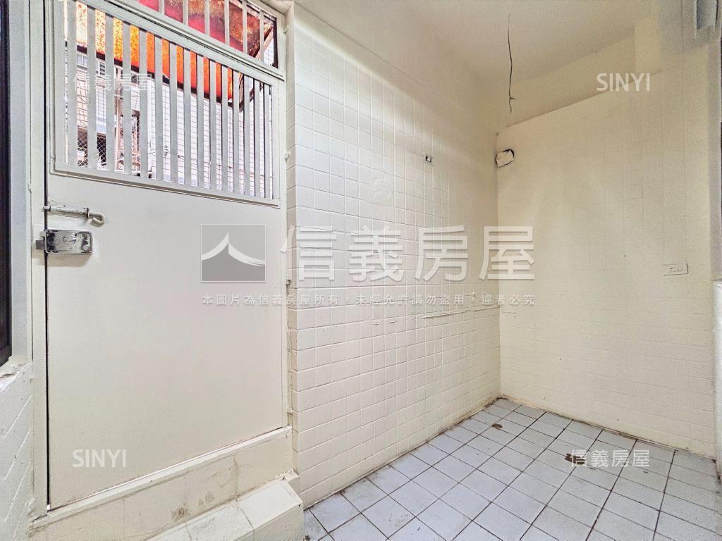 西盛金店面房屋室內格局與周邊環境