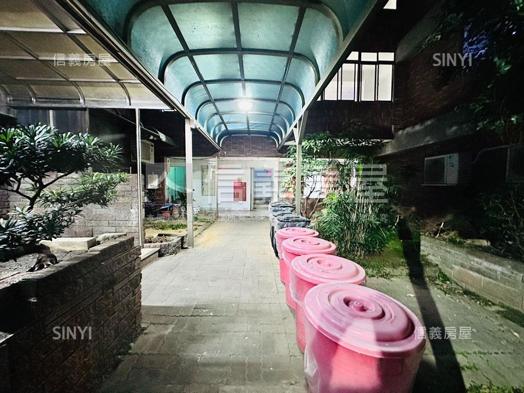 稀有釋出水晶香榭大套房房屋室內格局與周邊環境