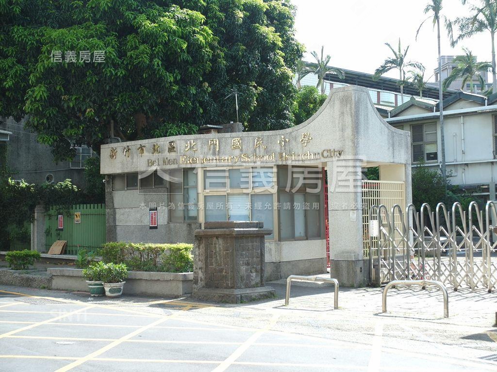 稀有釋出水晶香榭大套房房屋室內格局與周邊環境