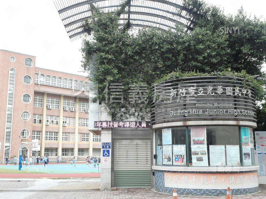 稀有釋出水晶香榭大套房房屋室內格局與周邊環境