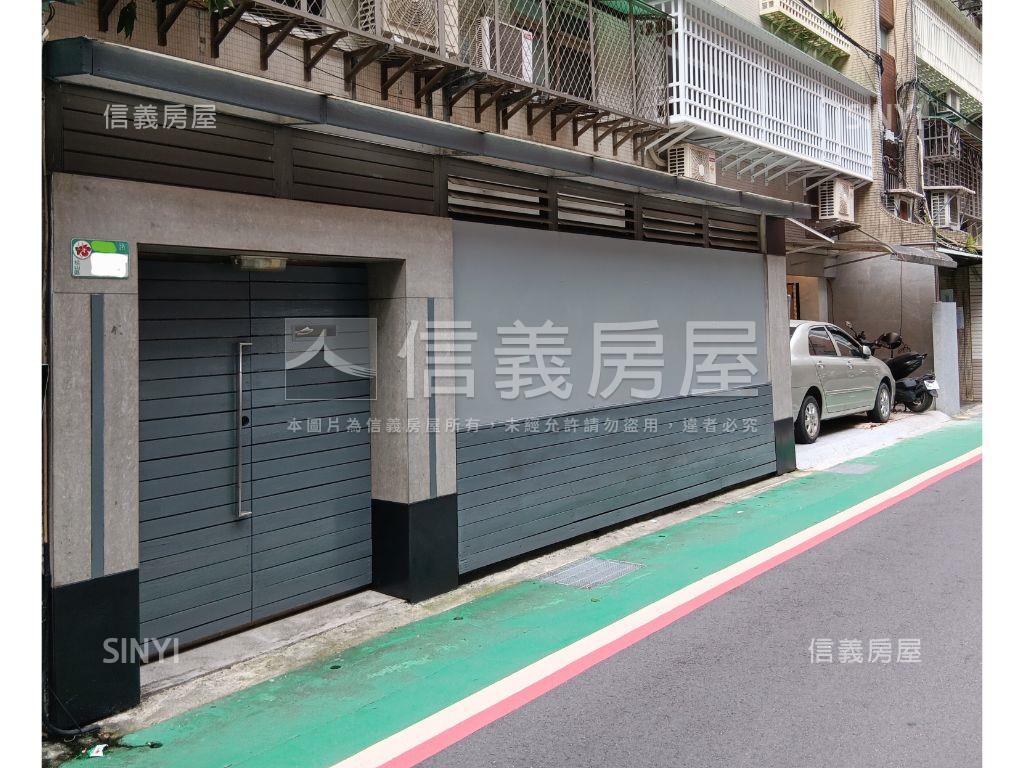 捷運小巨蛋住辦面寬大空間房屋室內格局與周邊環境