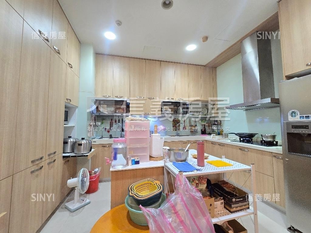 世紀凱旋庭院大戶房屋室內格局與周邊環境