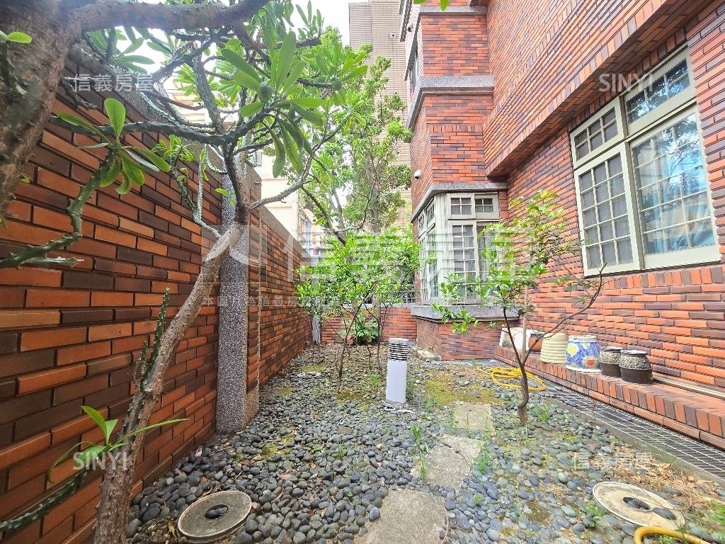 世紀凱旋庭院大戶房屋室內格局與周邊環境