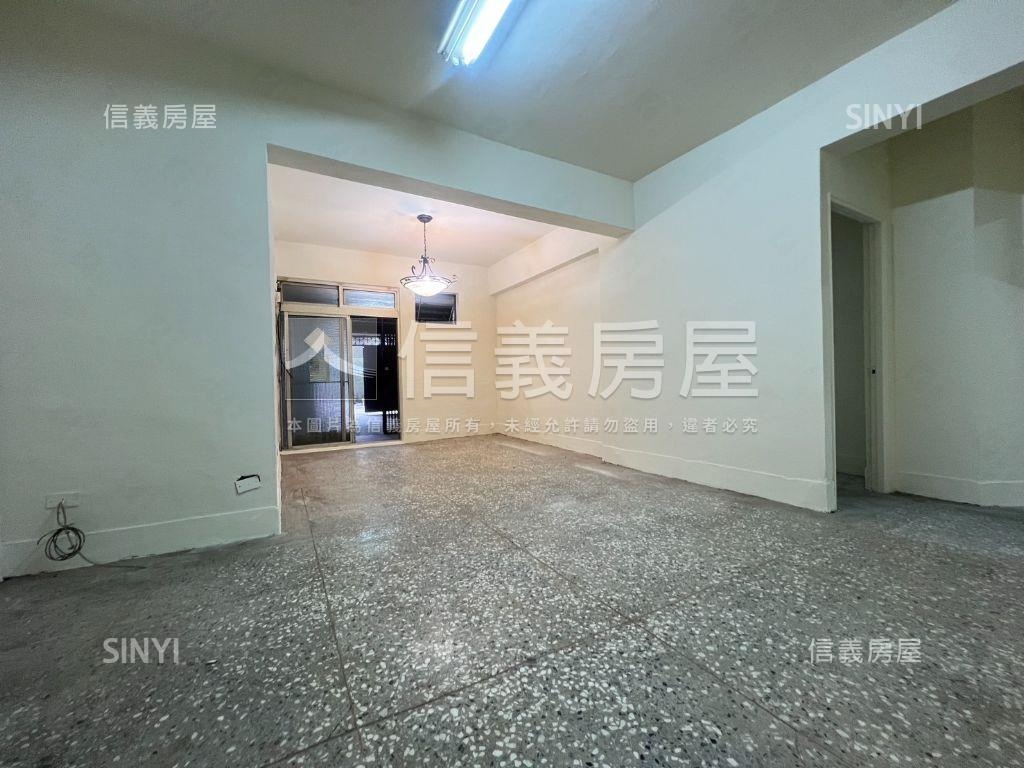 ✿中興路１００巷大一樓✿房屋室內格局與周邊環境