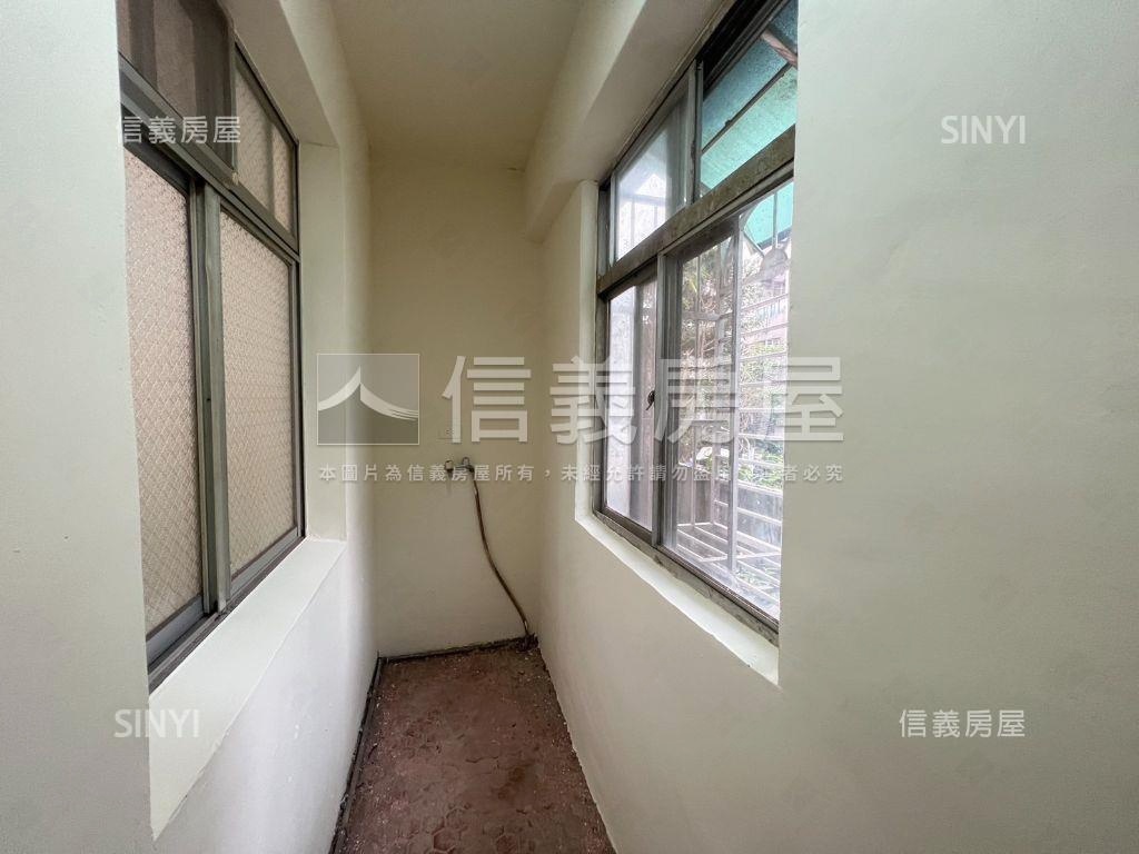 ✿中興路１００巷大一樓✿房屋室內格局與周邊環境