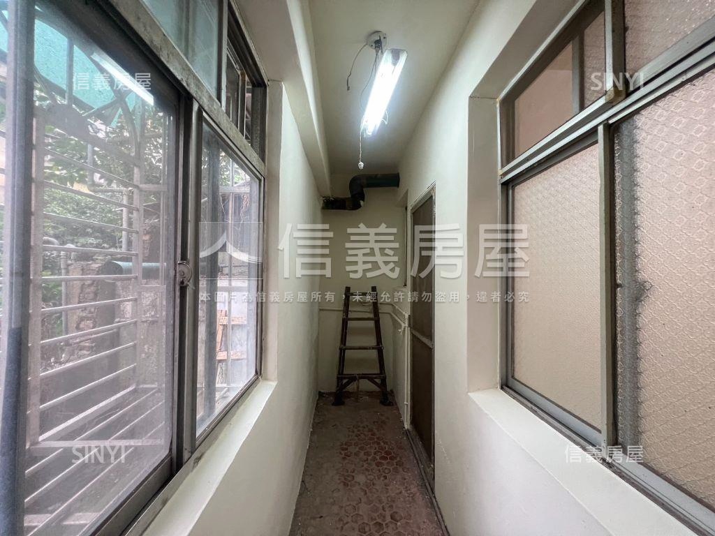 ✿中興路１００巷大一樓✿房屋室內格局與周邊環境
