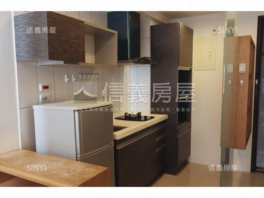 首購捷運宅附車位房屋室內格局與周邊環境