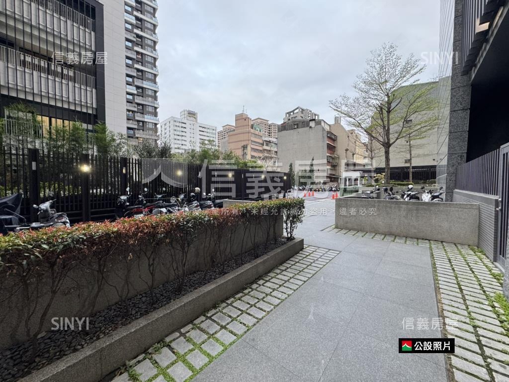 亞太雲端商辦附雙車位房屋室內格局與周邊環境