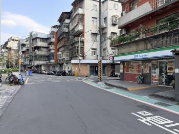 興隆路店面收租王