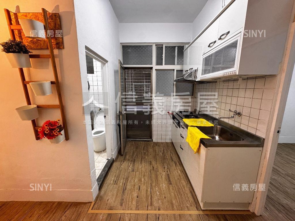 萬安典雅三房美寓房屋室內格局與周邊環境