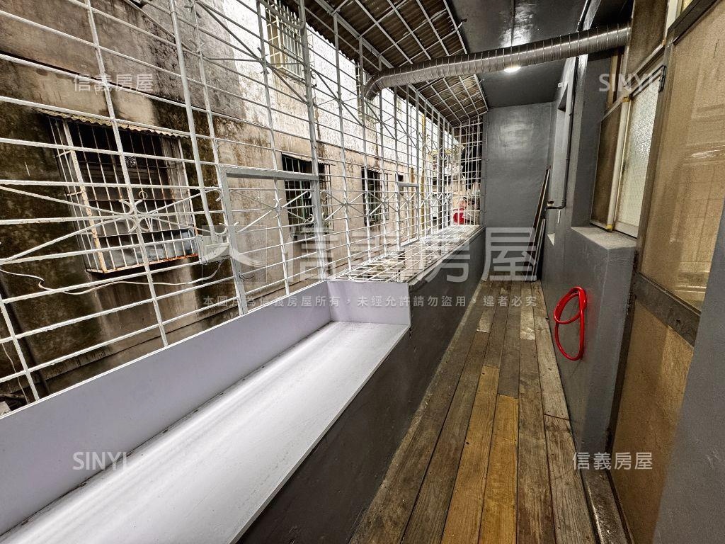 萬安典雅三房美寓房屋室內格局與周邊環境