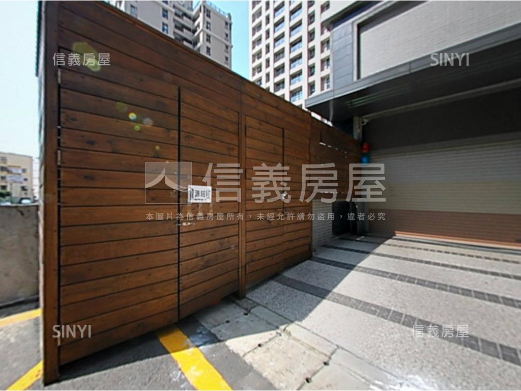 稀有美雲崗２期三房房屋室內格局與周邊環境