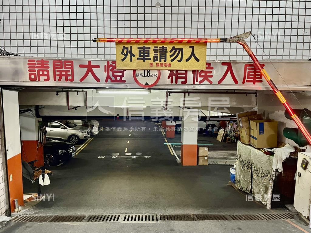 招財＄大面寬店面＄進寶房屋室內格局與周邊環境