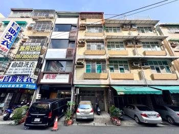 後驛商圈近火車站正街透店