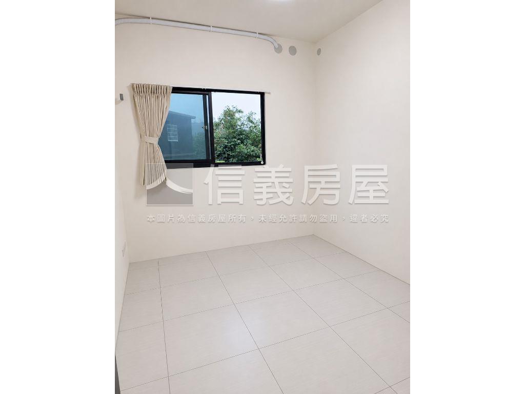 大肚輕屋齡２房２衛房屋室內格局與周邊環境