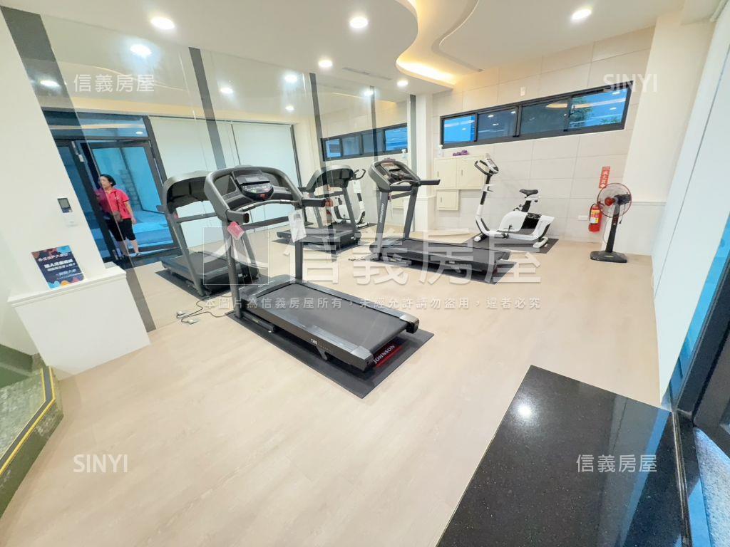 大肚輕屋齡２房２衛房屋室內格局與周邊環境