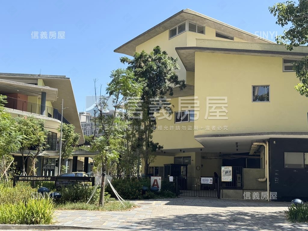 京頌雅居美２房房屋室內格局與周邊環境
