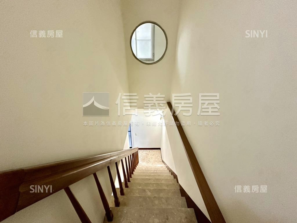 北區長榮路五段｜燙金店住房屋室內格局與周邊環境