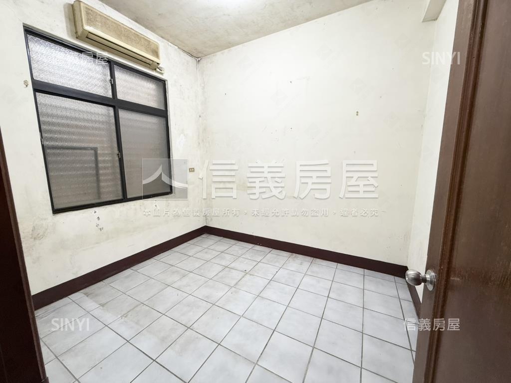 近育賢國中庭園孝親透天房屋室內格局與周邊環境