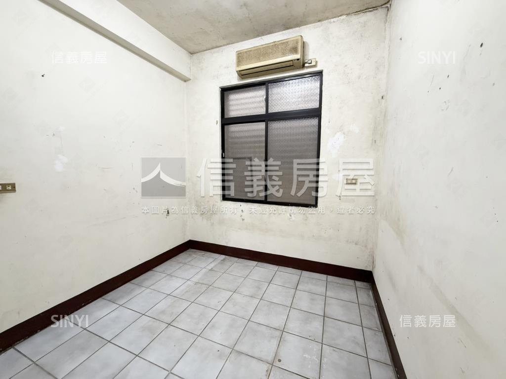 近育賢國中庭園孝親透天房屋室內格局與周邊環境