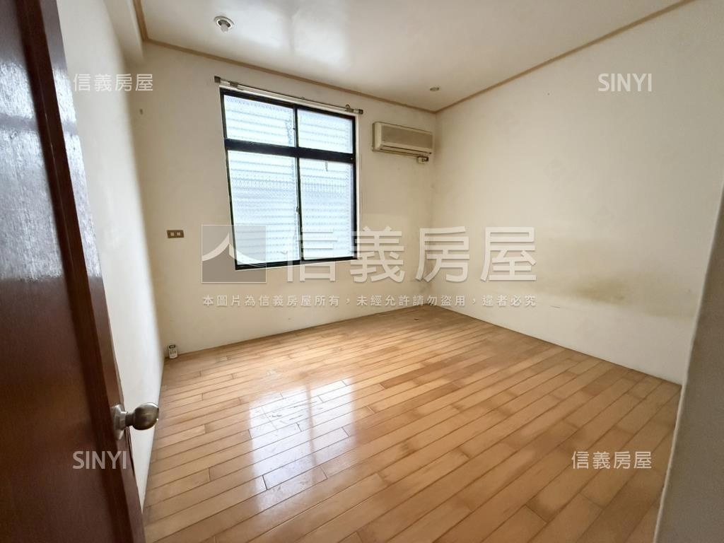 近育賢國中庭園孝親透天房屋室內格局與周邊環境