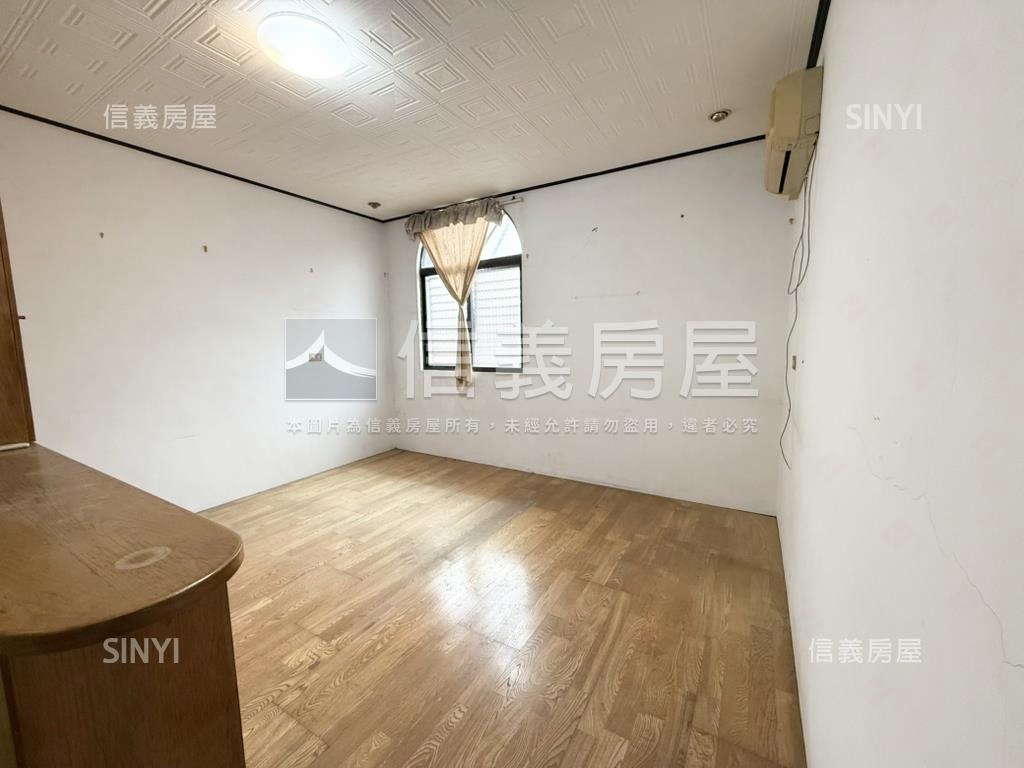 近育賢國中庭園孝親透天房屋室內格局與周邊環境