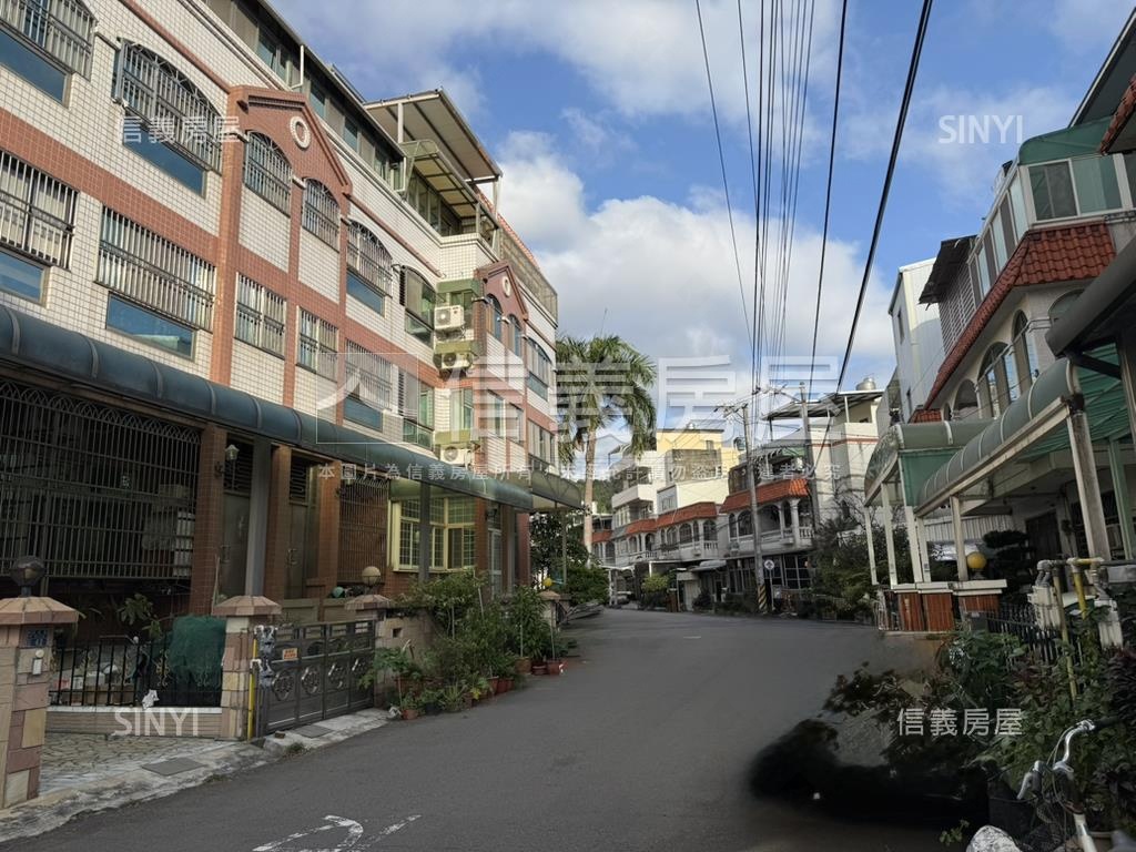 近育賢國中庭園孝親透天房屋室內格局與周邊環境