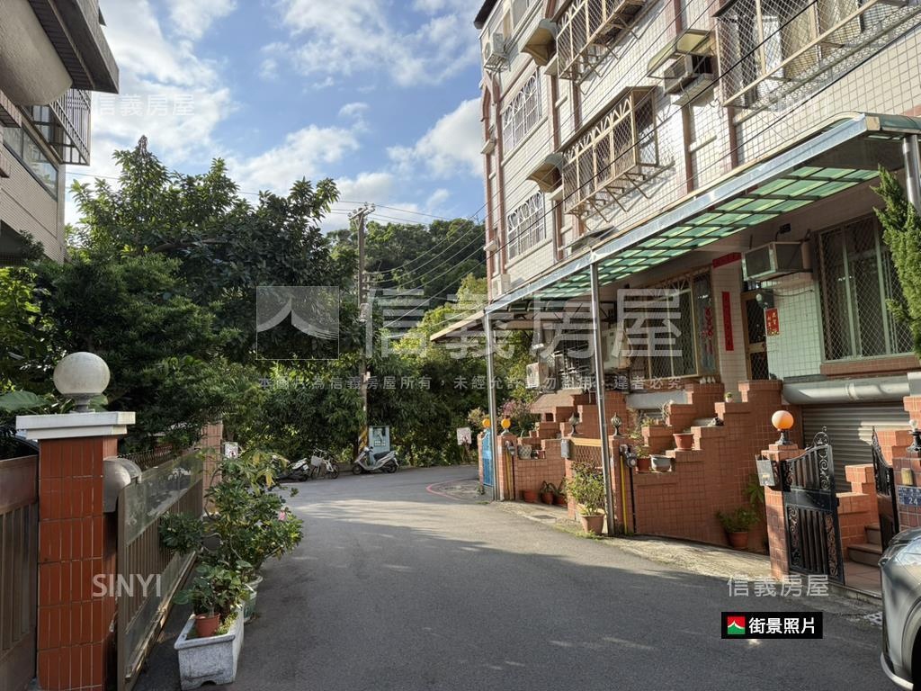 近育賢國中庭園孝親透天房屋室內格局與周邊環境