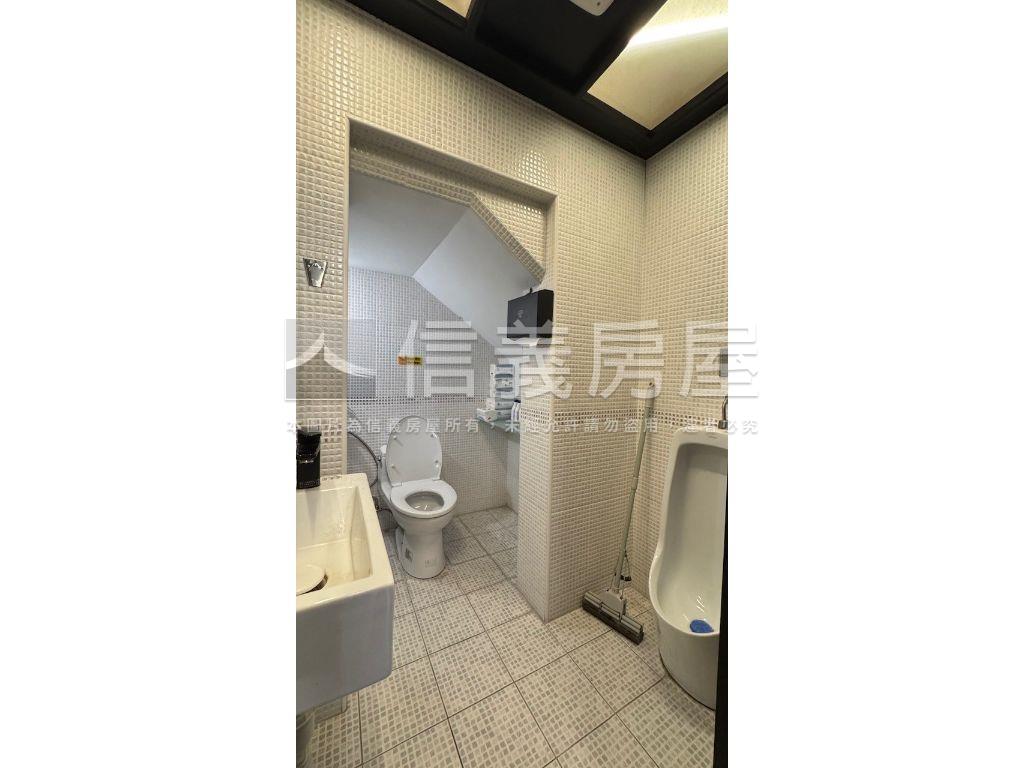 通化三角窗質感店面房屋室內格局與周邊環境