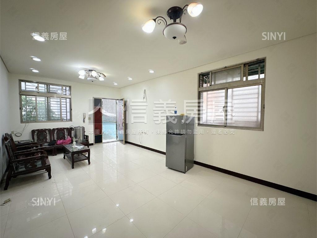 捷運杏林路大庭院房屋室內格局與周邊環境