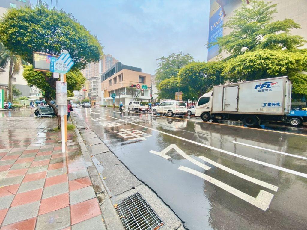 玉上園雙景高樓美屋房屋室內格局與周邊環境