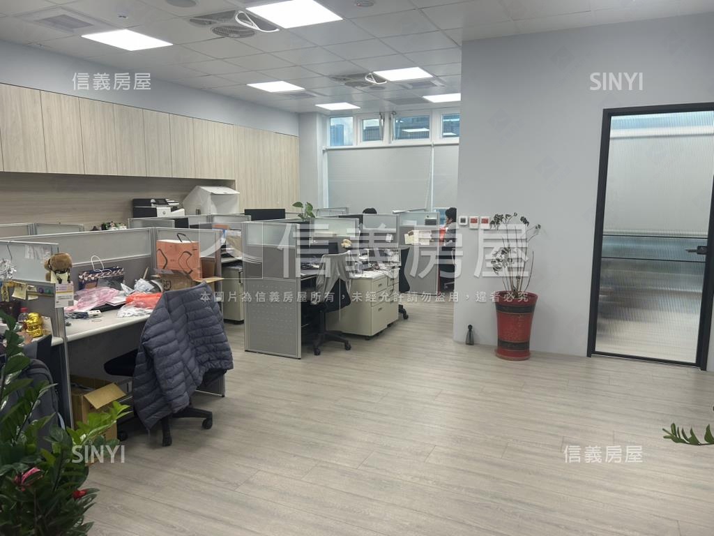 內科面河景美廠辦房屋室內格局與周邊環境