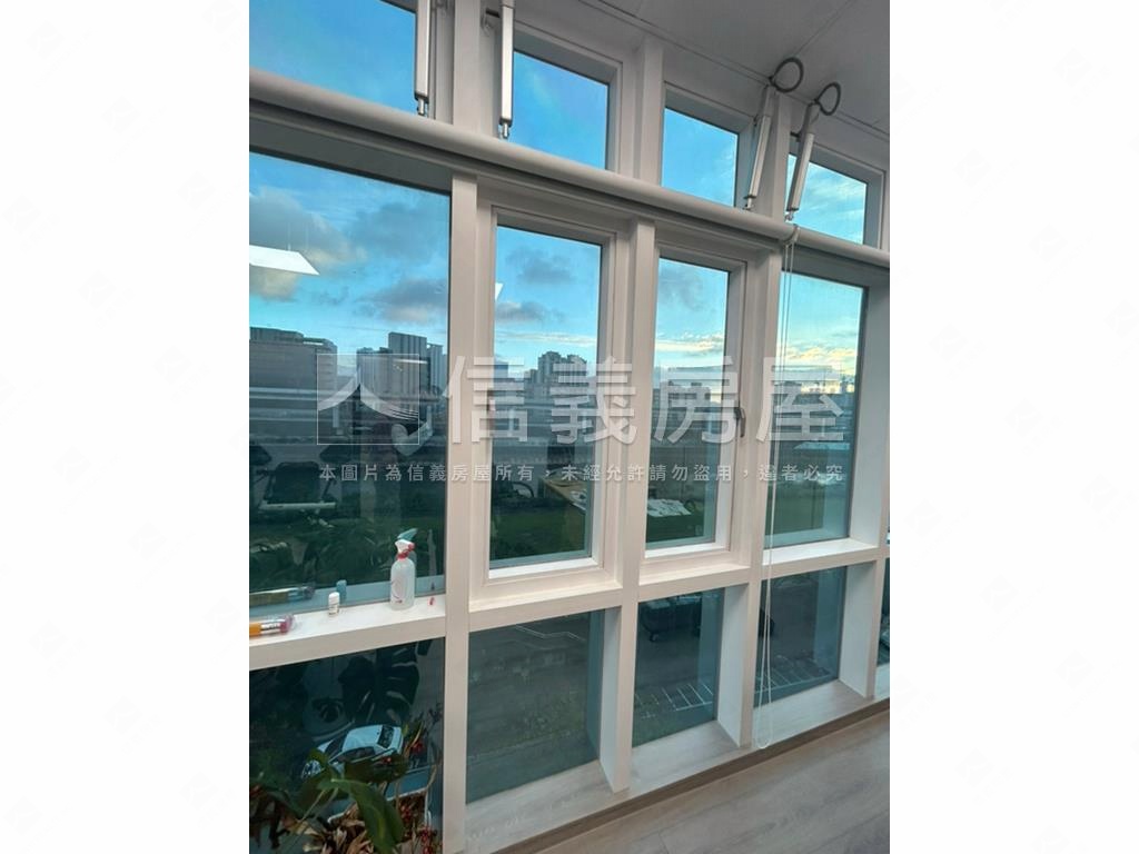 內科面河景美廠辦房屋室內格局與周邊環境