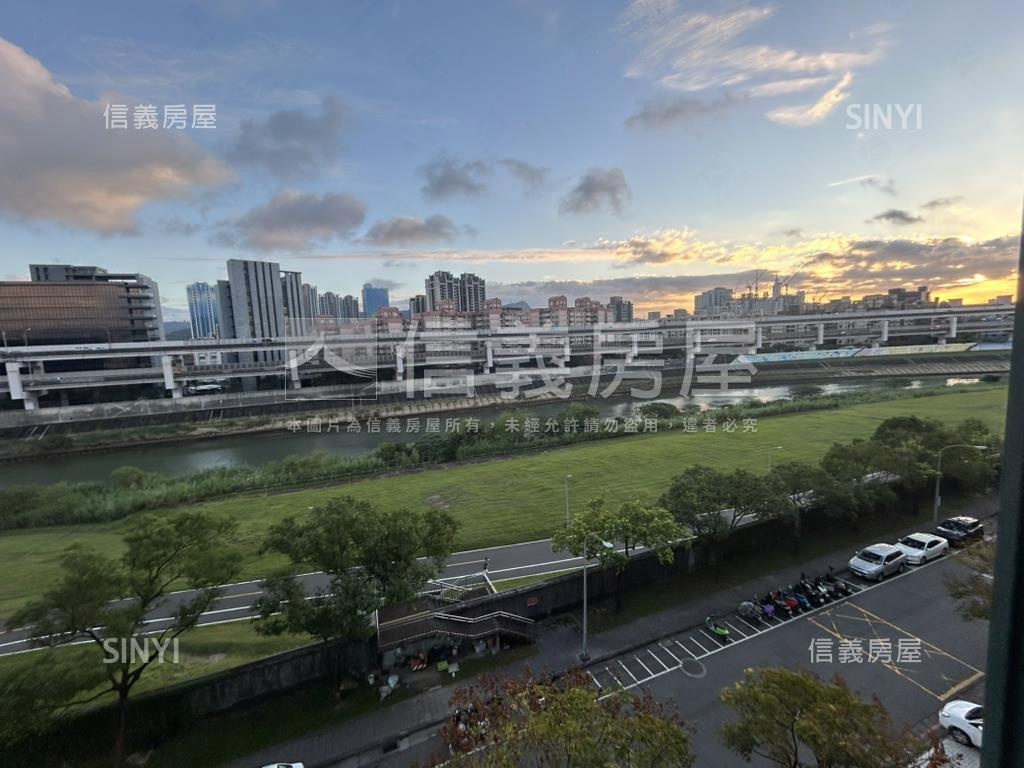 內科面河景美廠辦房屋室內格局與周邊環境