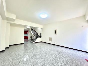 忠勇門前停車電梯別墅